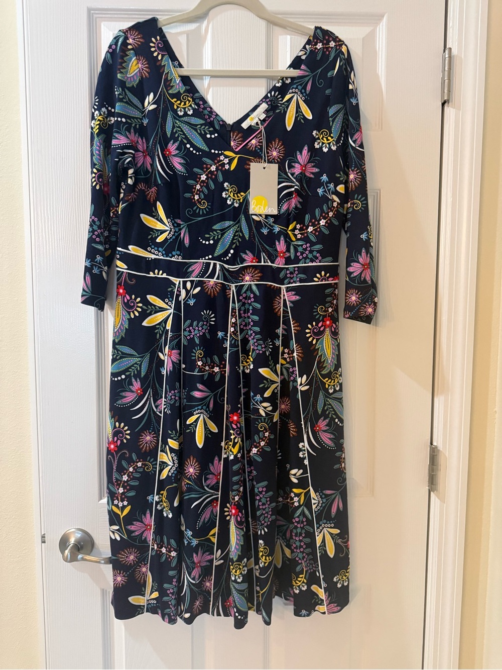 Boden Navy Floral V‑Neck Midi Dress with Yellow & Pink Accents